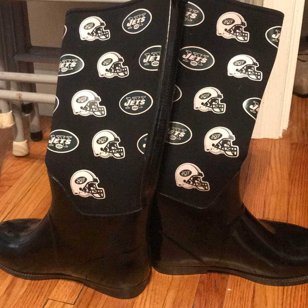 Rain boots